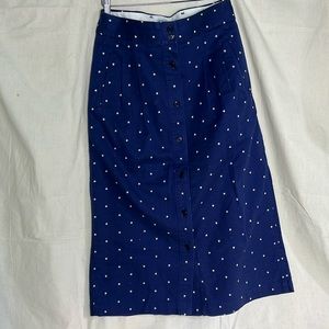 Uniqlo button-front long skirt